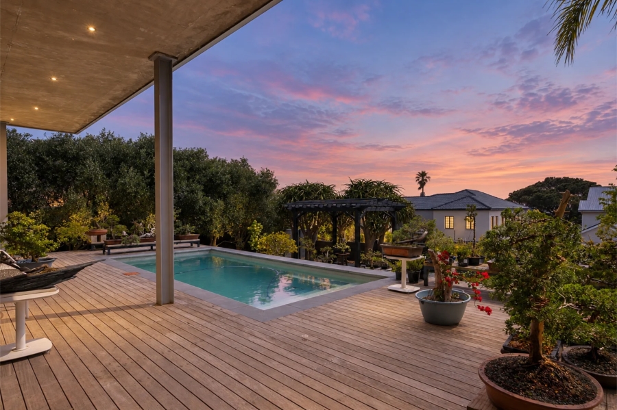 3 Bedroom Property for Sale in Heldervue Western Cape